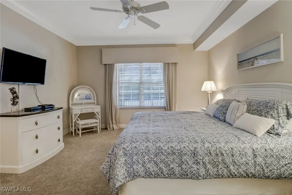 450 Bayfront Place Naples FL 34102