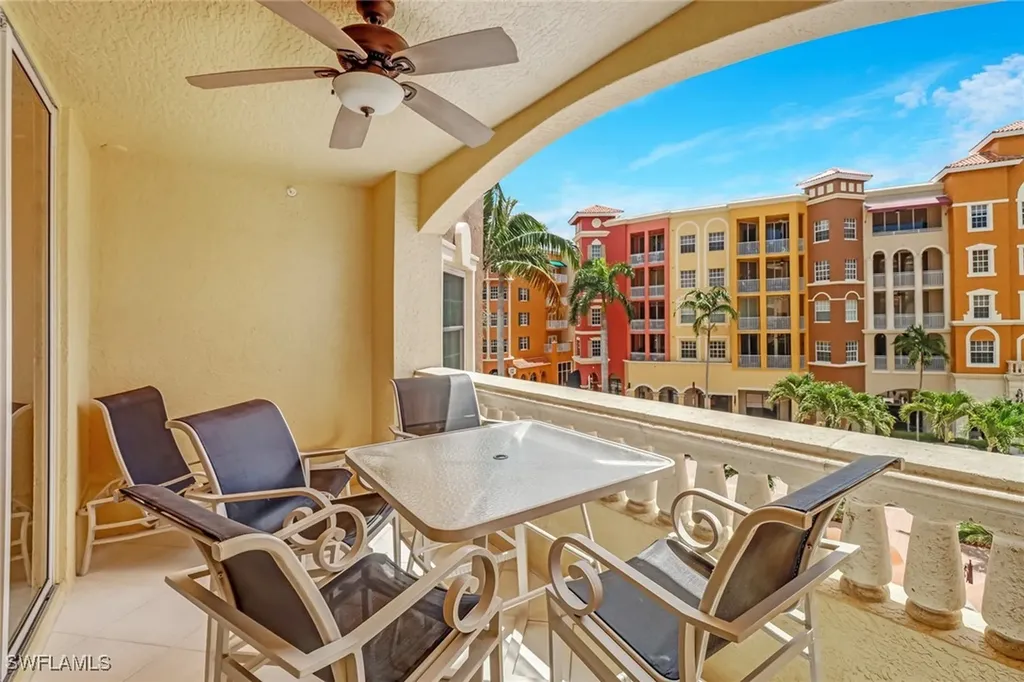 450 Bayfront Place Naples FL 34102