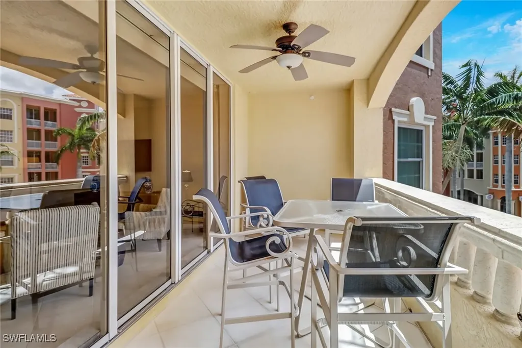 450 Bayfront Place Naples FL 34102