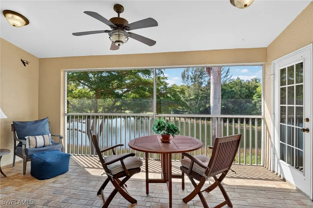 354 Dover Place Naples FL 34104