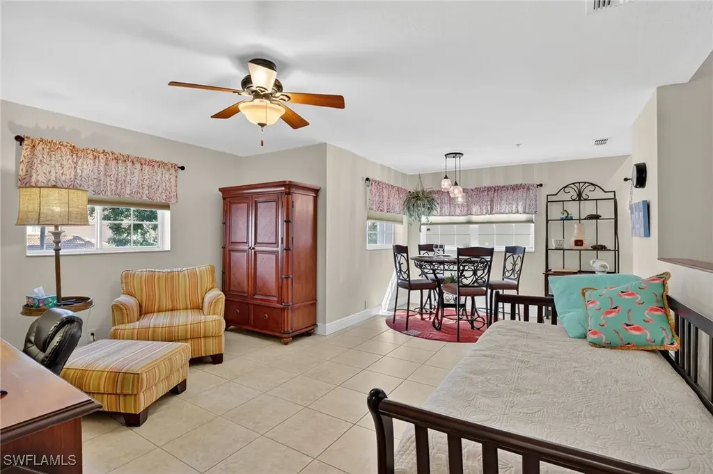 354 Dover Place Naples FL 34104