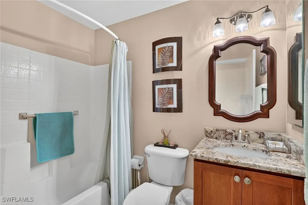 354 Dover Place Naples FL 34104