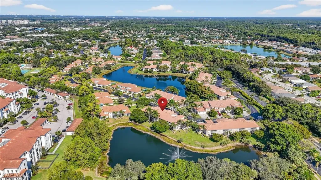 354 Dover Place Naples FL 34104