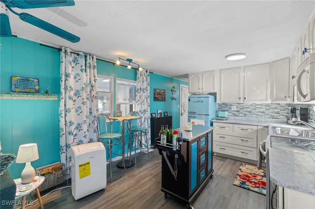 43 Enchanting Boulevard Naples FL 34112