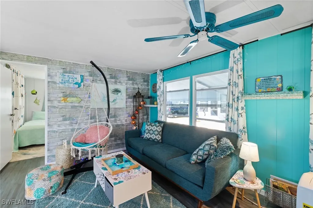 43 Enchanting Boulevard Naples FL 34112