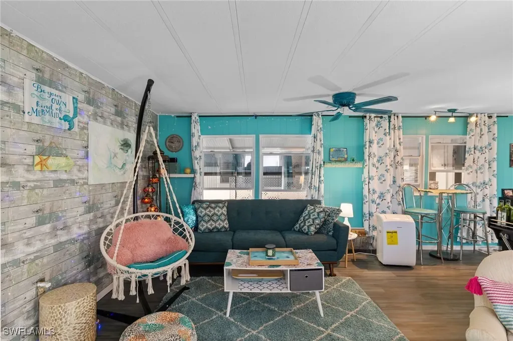 43 Enchanting Boulevard Naples FL 34112