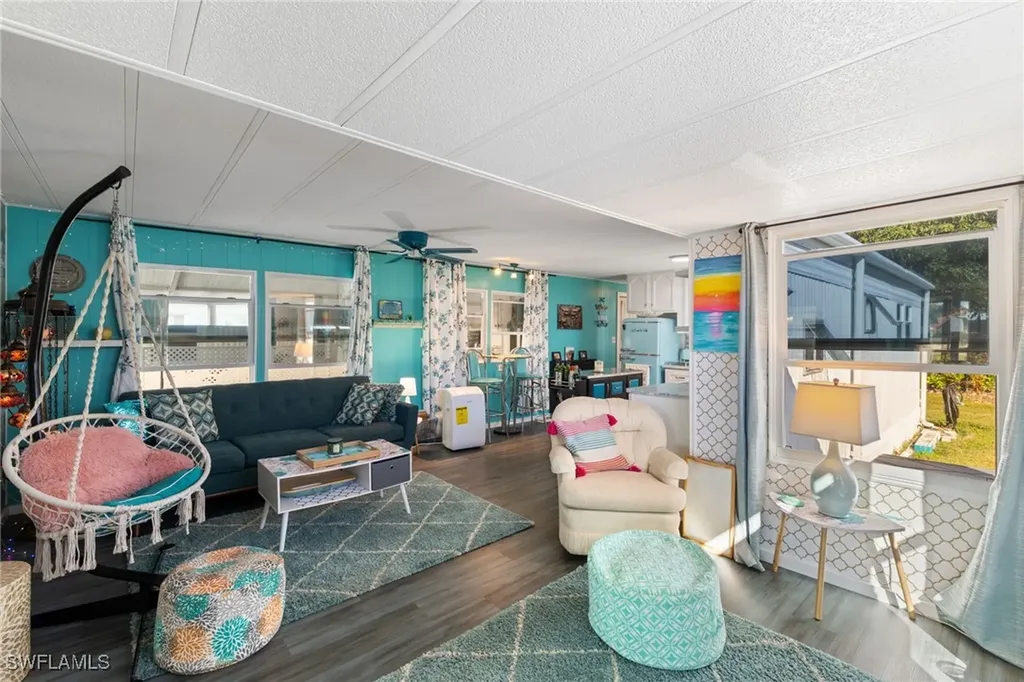 43 Enchanting Boulevard Naples FL 34112