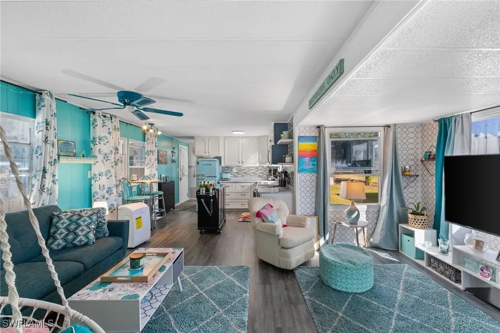 43 Enchanting Boulevard Naples FL 34112