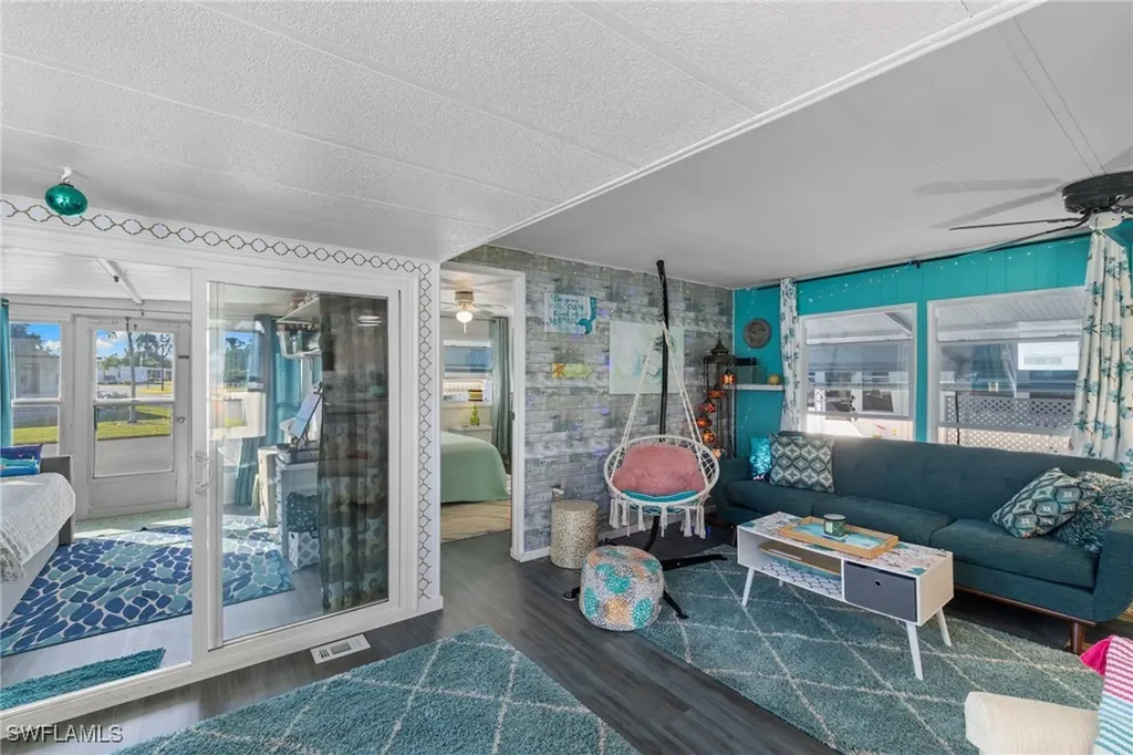 43 Enchanting Boulevard Naples FL 34112