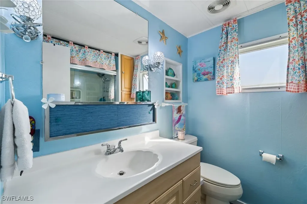 43 Enchanting Boulevard Naples FL 34112