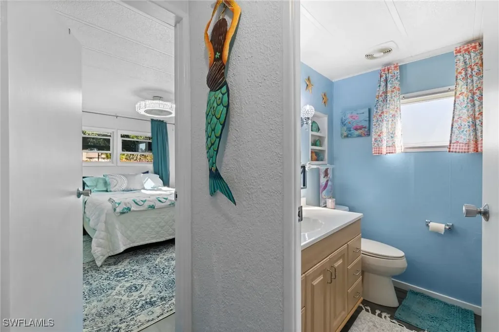 43 Enchanting Boulevard Naples FL 34112