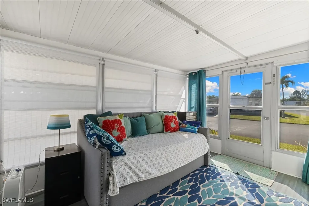 43 Enchanting Boulevard Naples FL 34112