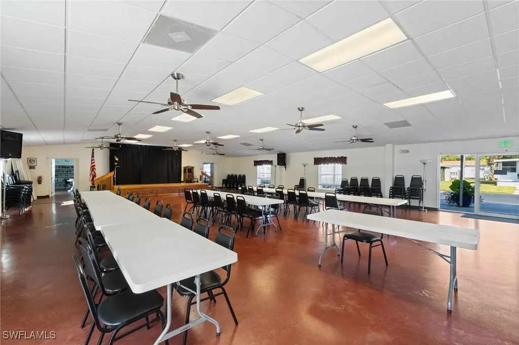 43 Enchanting Boulevard Naples FL 34112