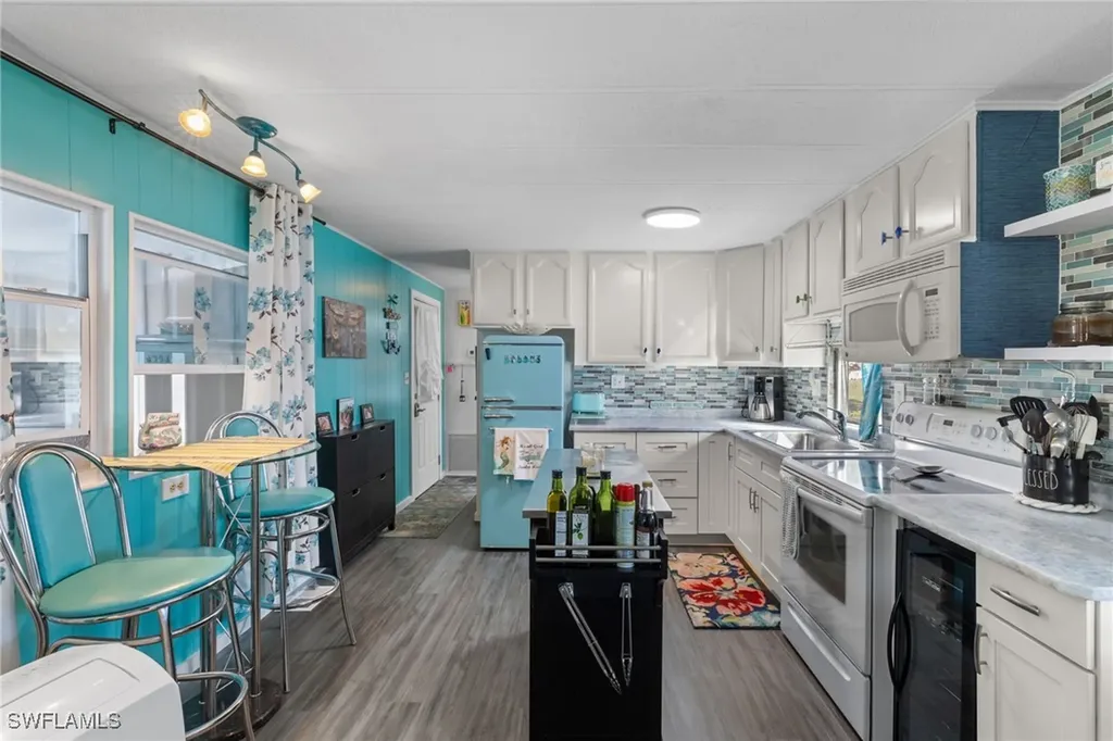 43 Enchanting Boulevard Naples FL 34112