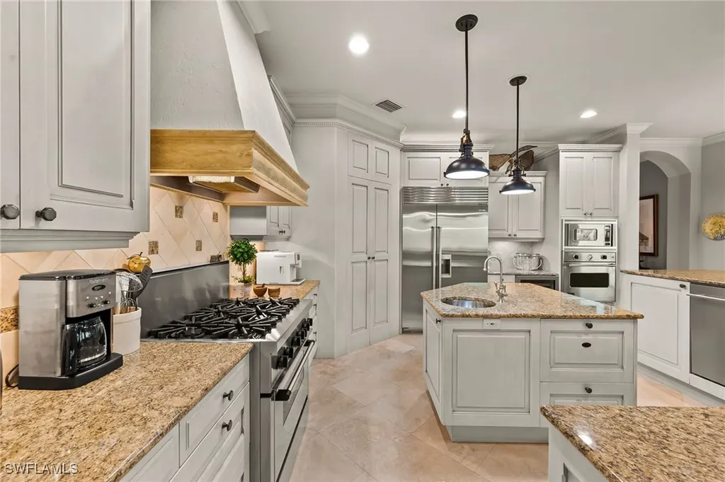 26367 Woodlyn Drive Bonita Springs FL 34134