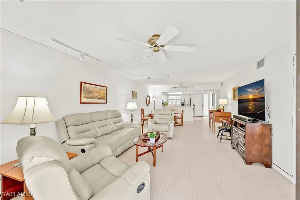151 Cypress Way E Naples FL 34110