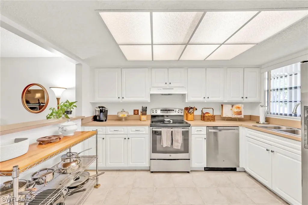 151 Cypress Way E Naples FL 34110