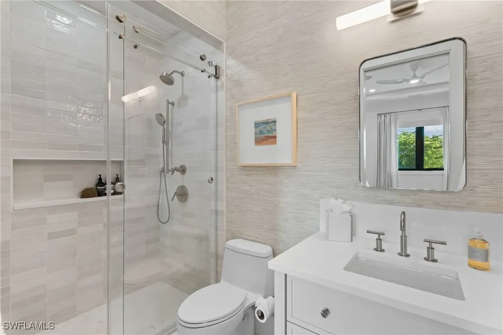 82 9th Street S Naples FL 34102