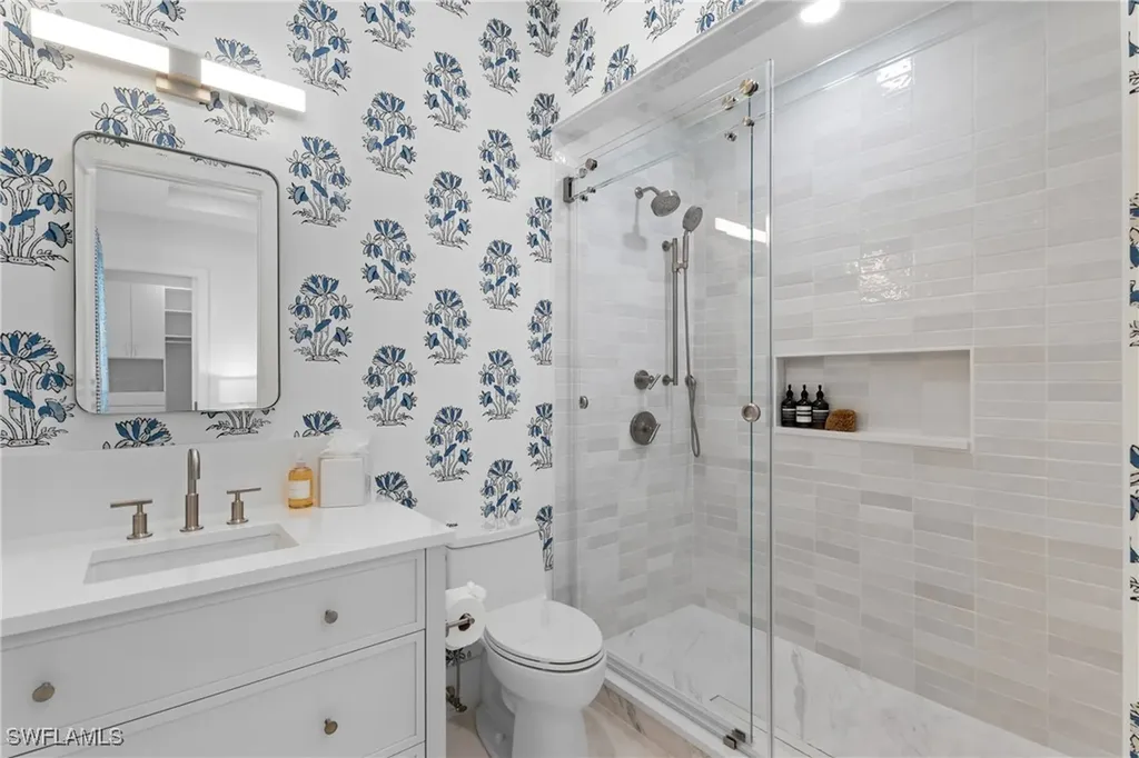 82 9th Street S Naples FL 34102