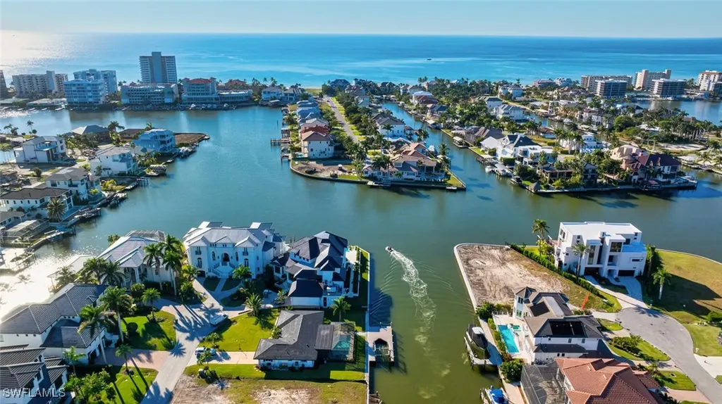 385 Willet Avenue Naples FL 34108