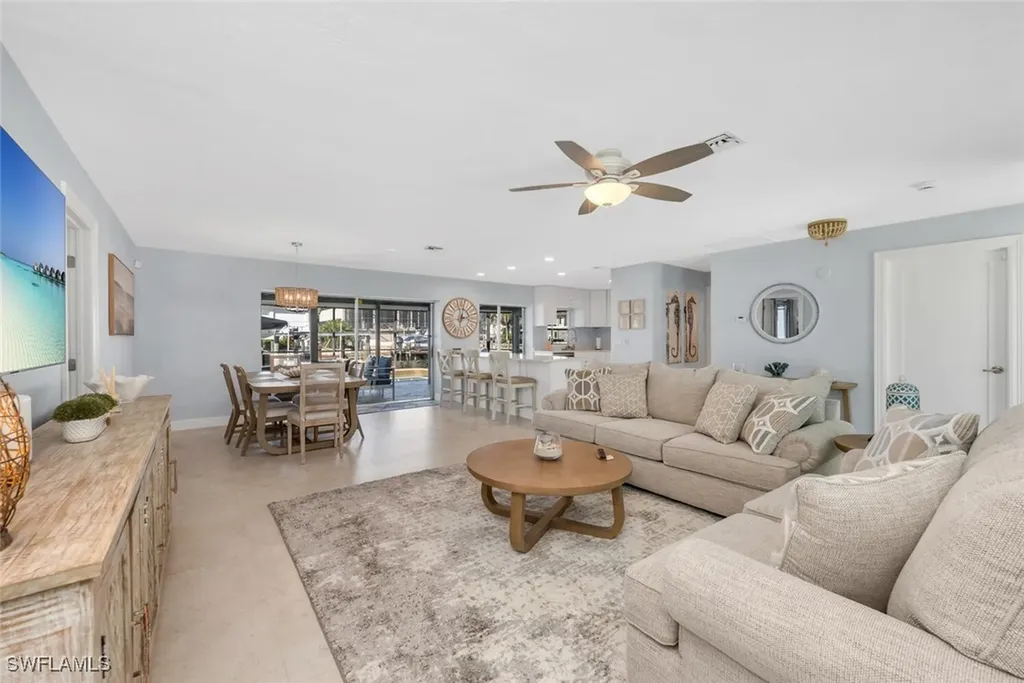 385 Willet Avenue Naples FL 34108