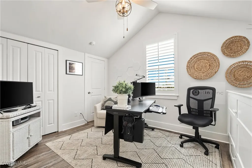 3060 Woodside Avenue Naples FL 34112