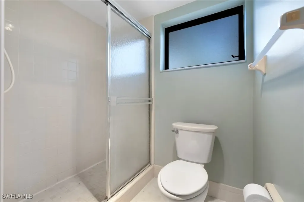 1814 Kings Lake Boulevard Naples FL 34112