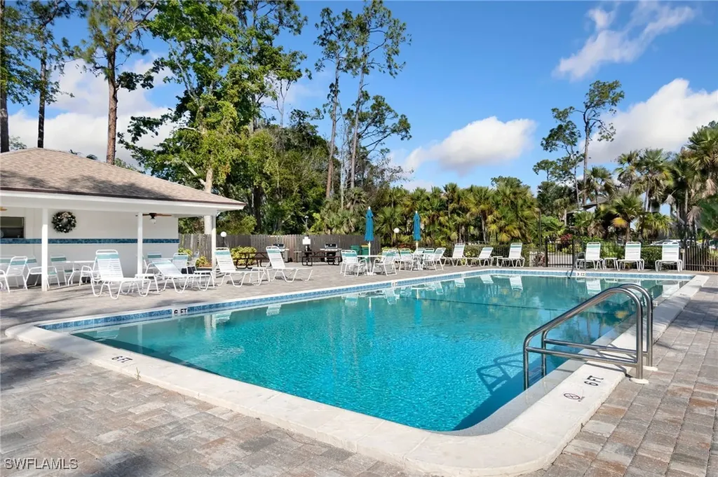 1814 Kings Lake Boulevard Naples FL 34112