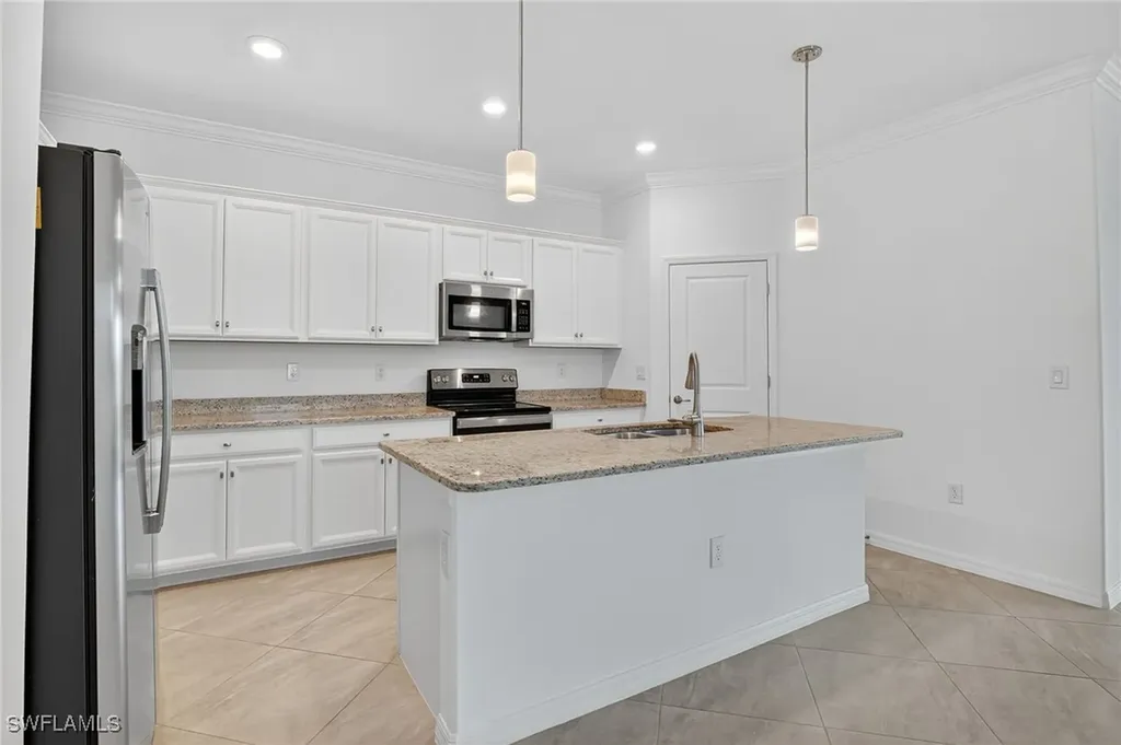 2126 Hamlin Street Naples FL 34120
