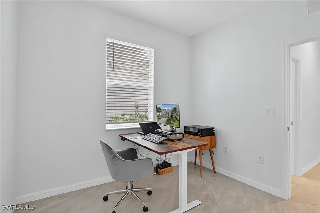 2126 Hamlin Street Naples FL 34120