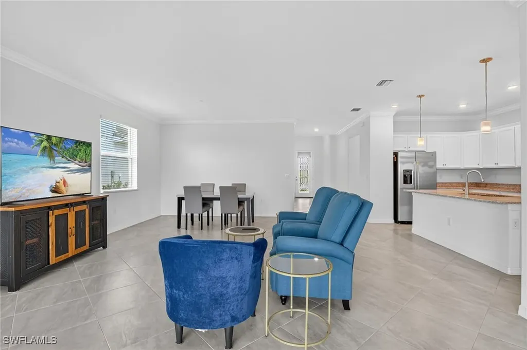 2126 Hamlin Street Naples FL 34120