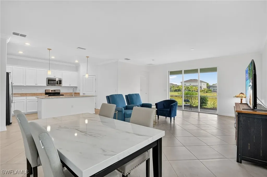 2126 Hamlin Street Naples FL 34120