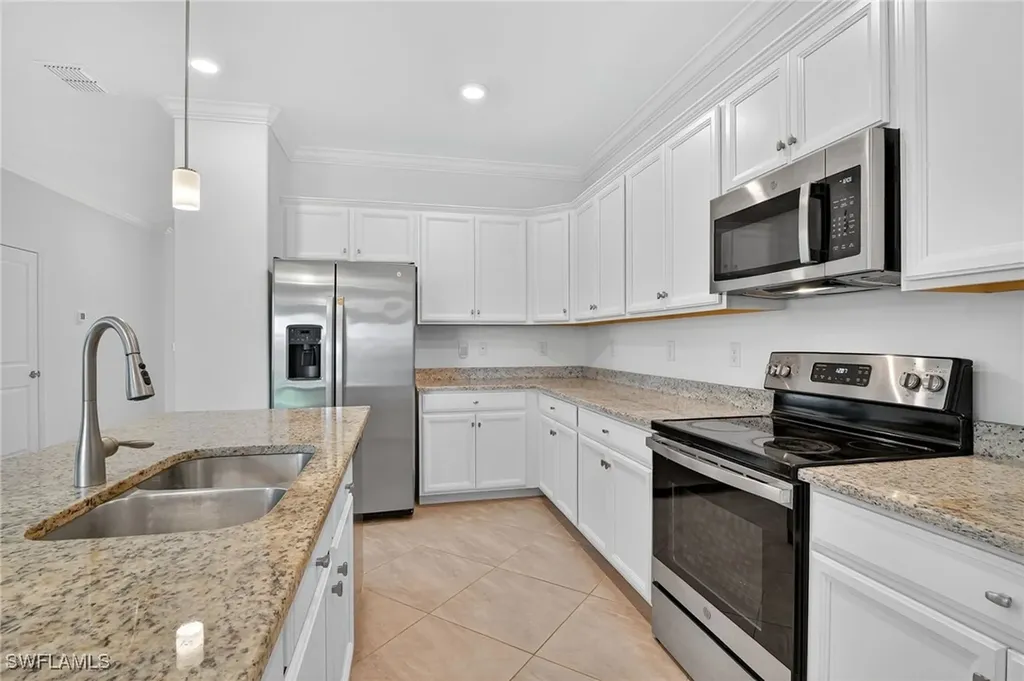 2126 Hamlin Street Naples FL 34120