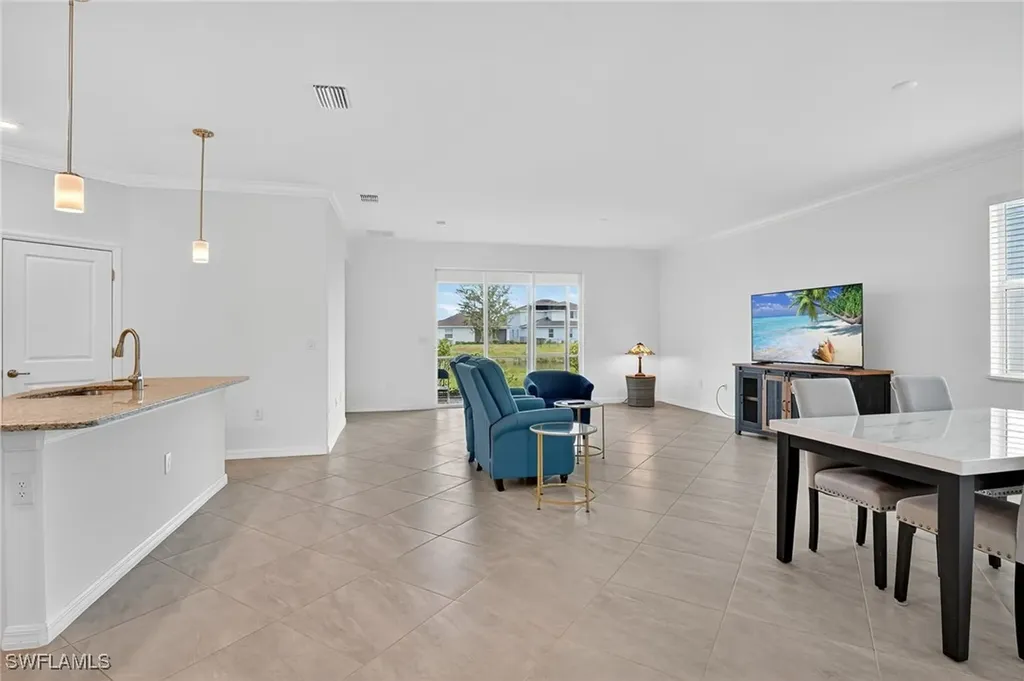 2126 Hamlin Street Naples FL 34120