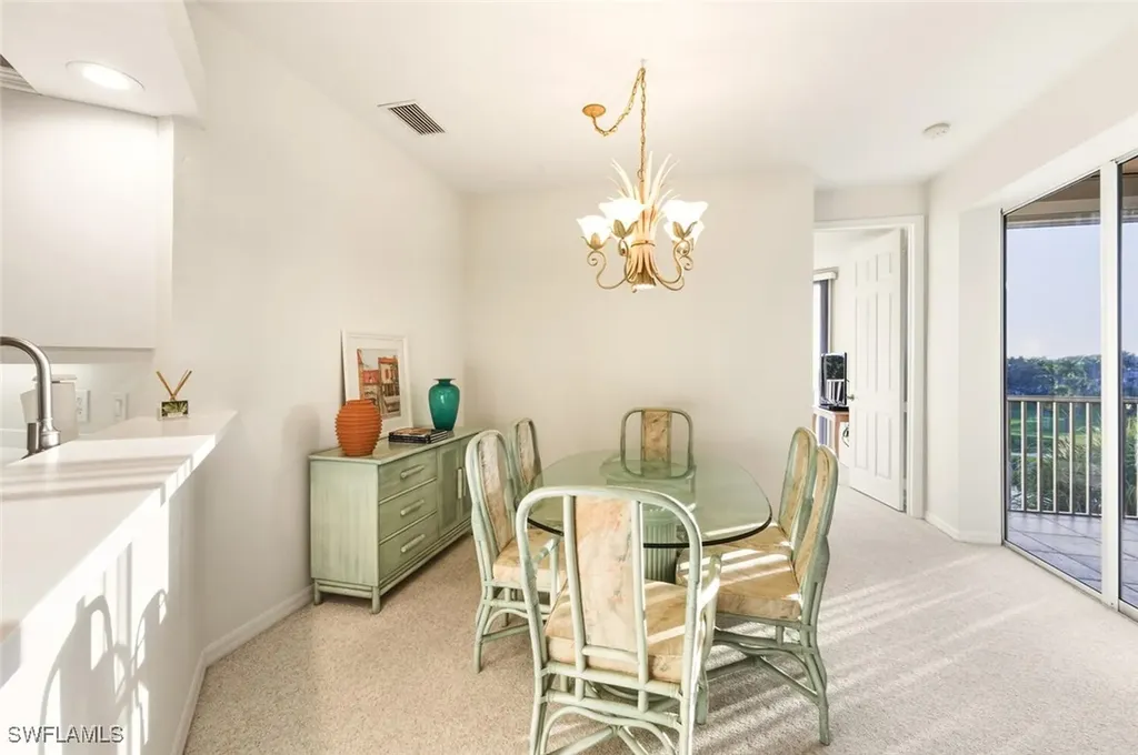 1590 Clermont Drive Naples FL 34109