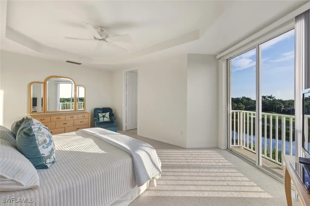 1590 Clermont Drive Naples FL 34109