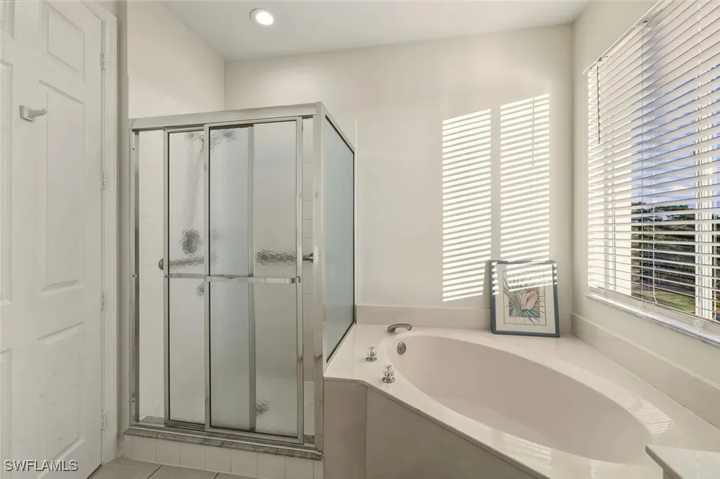 1590 Clermont Drive Naples FL 34109