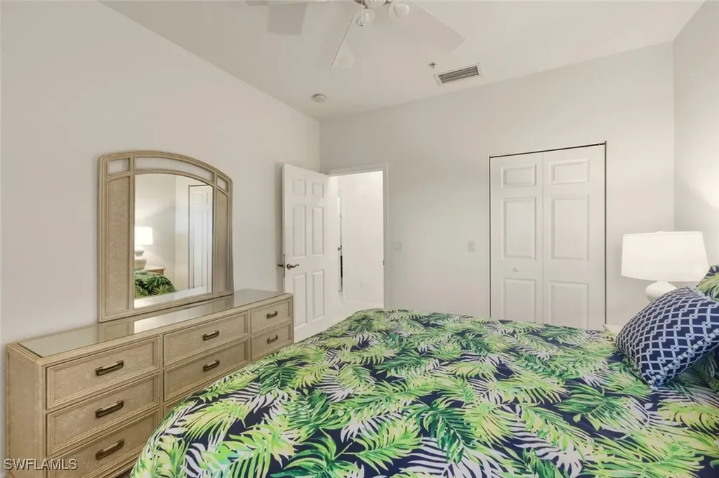 1590 Clermont Drive Naples FL 34109
