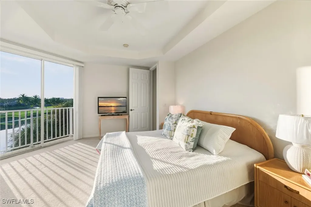1590 Clermont Drive Naples FL 34109
