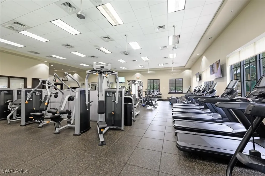 1590 Clermont Drive Naples FL 34109