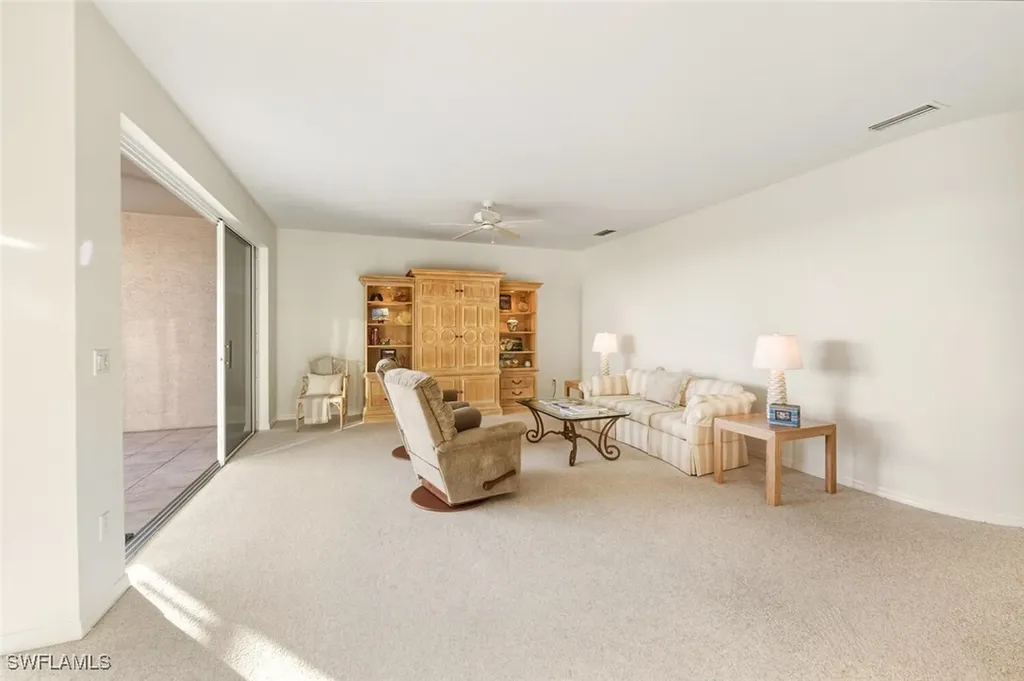 1590 Clermont Drive Naples FL 34109
