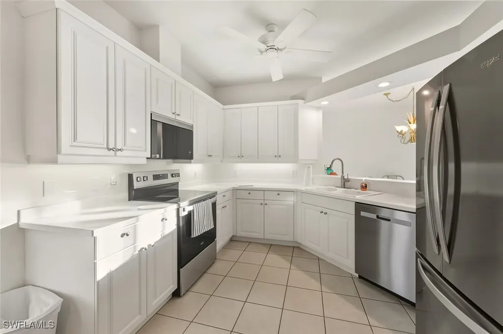 1590 Clermont Drive Naples FL 34109