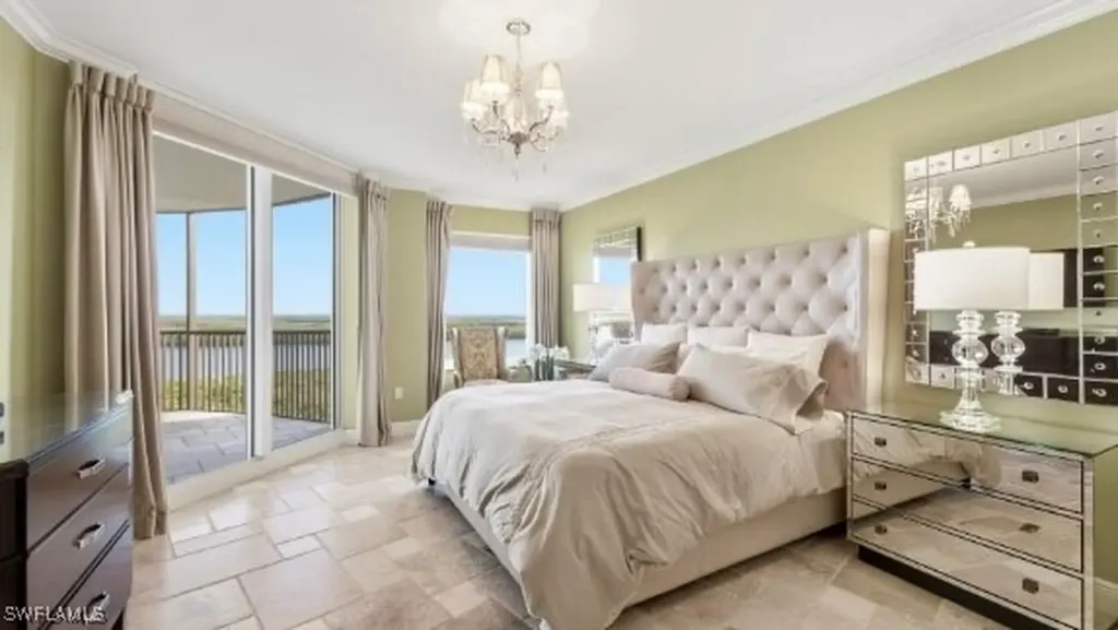 1050 Borghese Lane Naples FL 34114