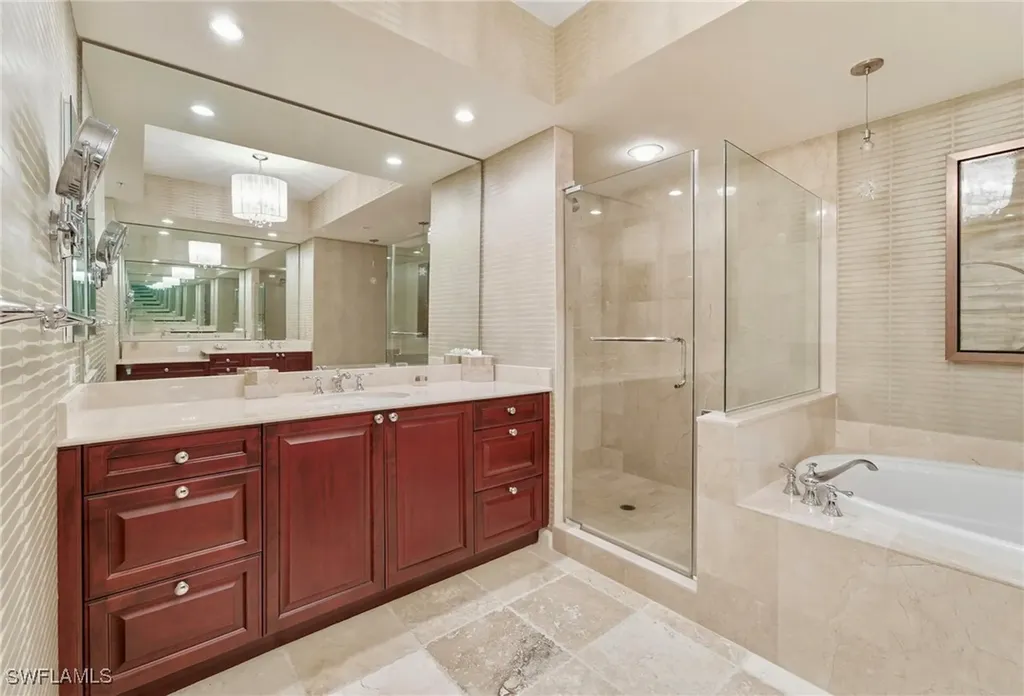 1050 Borghese Lane Naples FL 34114
