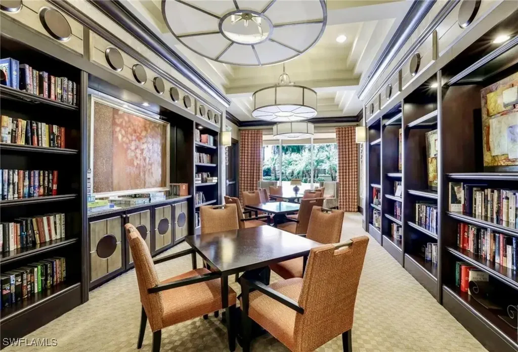 1050 Borghese Lane Naples FL 34114