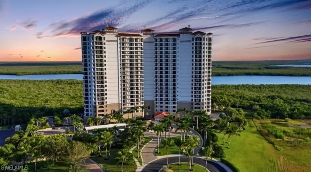 1050 Borghese Lane Naples FL 34114