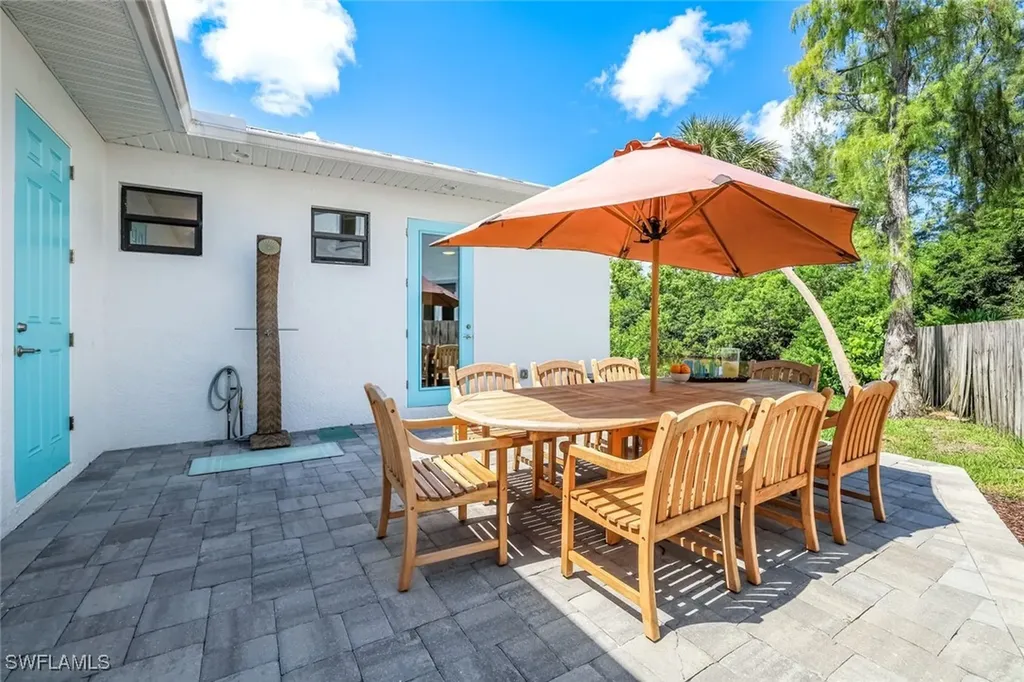 3980 Full Moon Court Naples FL 34112