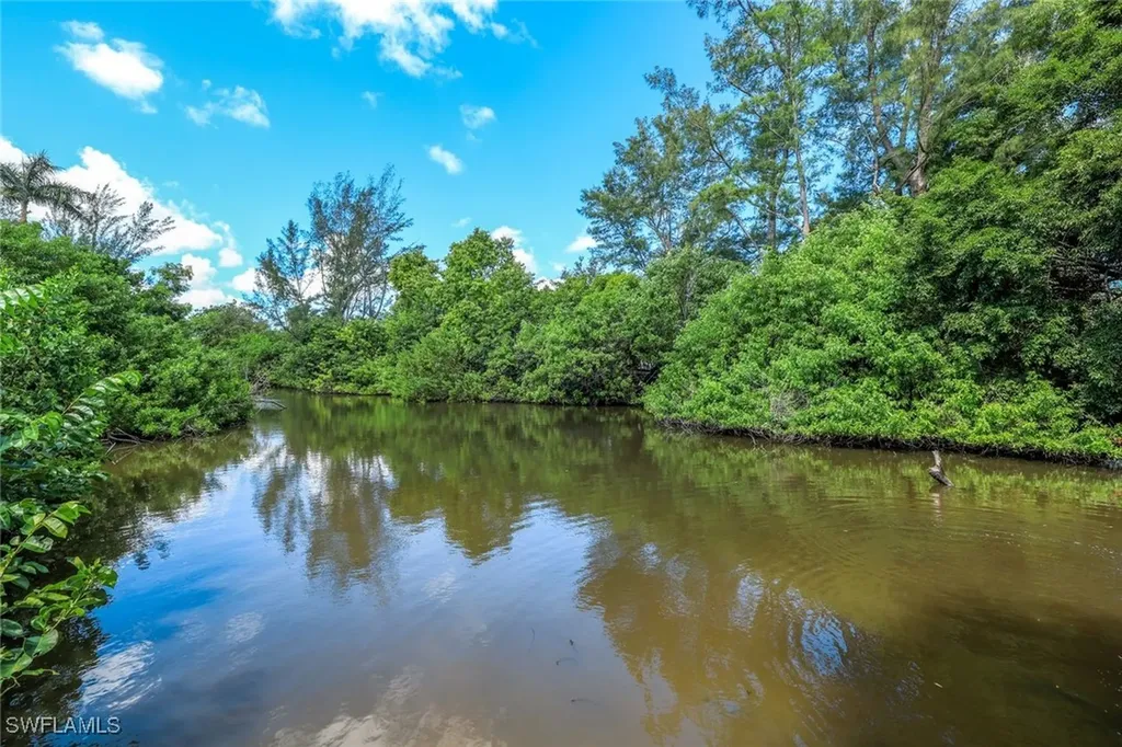 3980 Full Moon Court Naples FL 34112