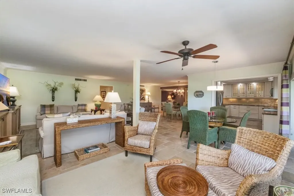 103 Clubhouse Drive Naples FL 34105