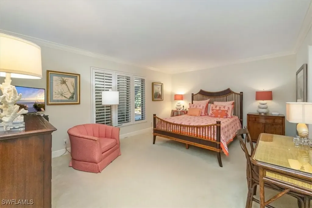 103 Clubhouse Drive Naples FL 34105
